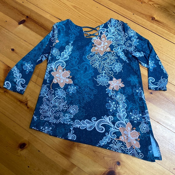 Westport Tops - Ladies sparkle Knit Top size XL